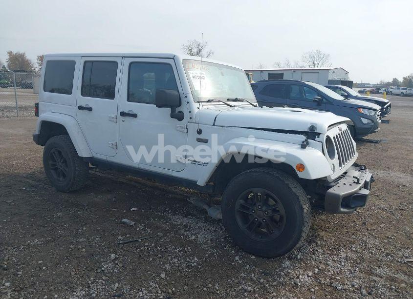 2016 Jeep Wrangler UNLIMITED SAHARA (VIN 1C4BJWEG0GL302105) main photo