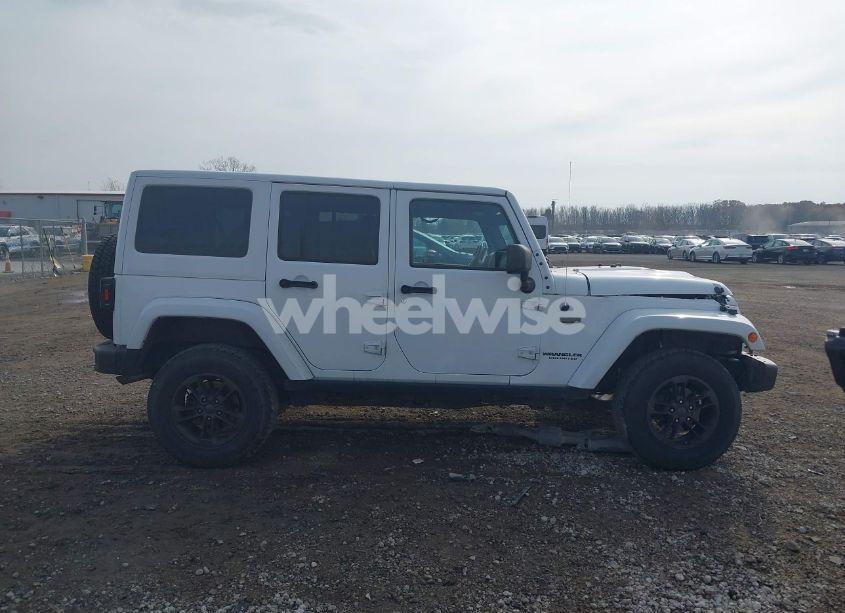 Photo 13 of 2016 Jeep Wrangler UNLIMITED SAHARA (VIN 1C4BJWEG0GL302105)