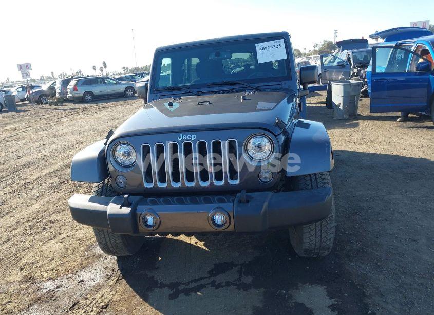 Photo 12 of 2017 Jeep Wrangler UNLIMITED SAHARA 4X4 (VIN 1C4BJWEG0HL558195)