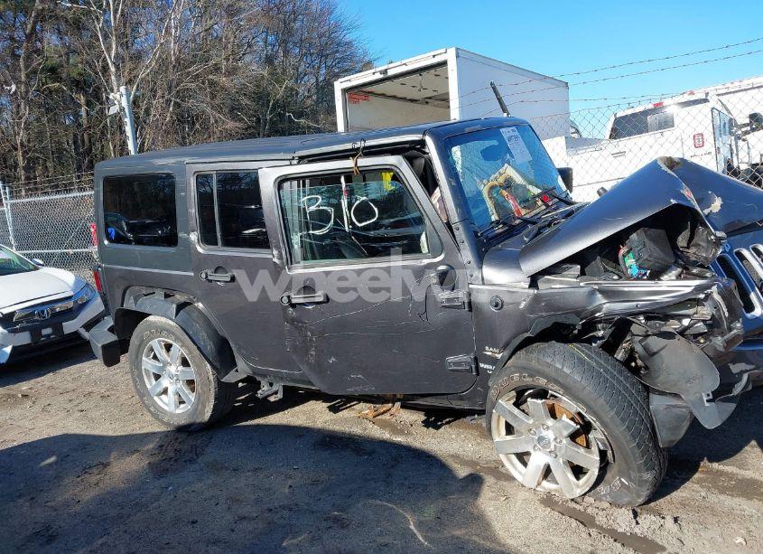 Photo 14 of 2017 Jeep Wrangler UNLIMITED SAHARA 4X4 (VIN 1C4BJWEG0HL595702)