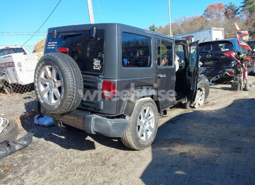 Photo 4 of 2017 Jeep Wrangler UNLIMITED SAHARA 4X4 (VIN 1C4BJWEG0HL595702)