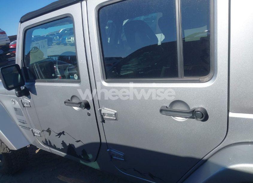 Photo 14 of 2017 Jeep Wrangler UNLIMITED WINTER 4X4 (VIN 1C4BJWEG0HL603314)