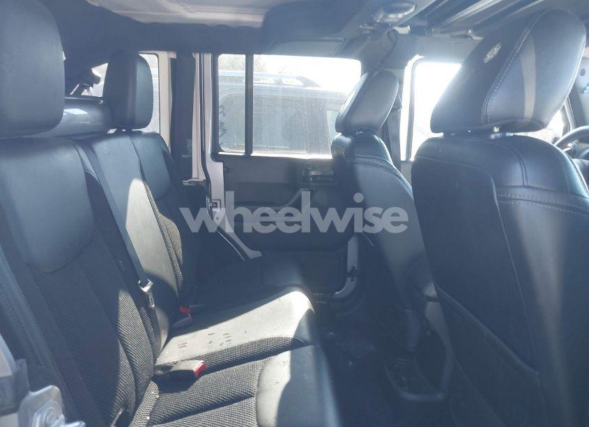 Photo 8 of 2017 Jeep Wrangler UNLIMITED WINTER 4X4 (VIN 1C4BJWEG0HL603314)