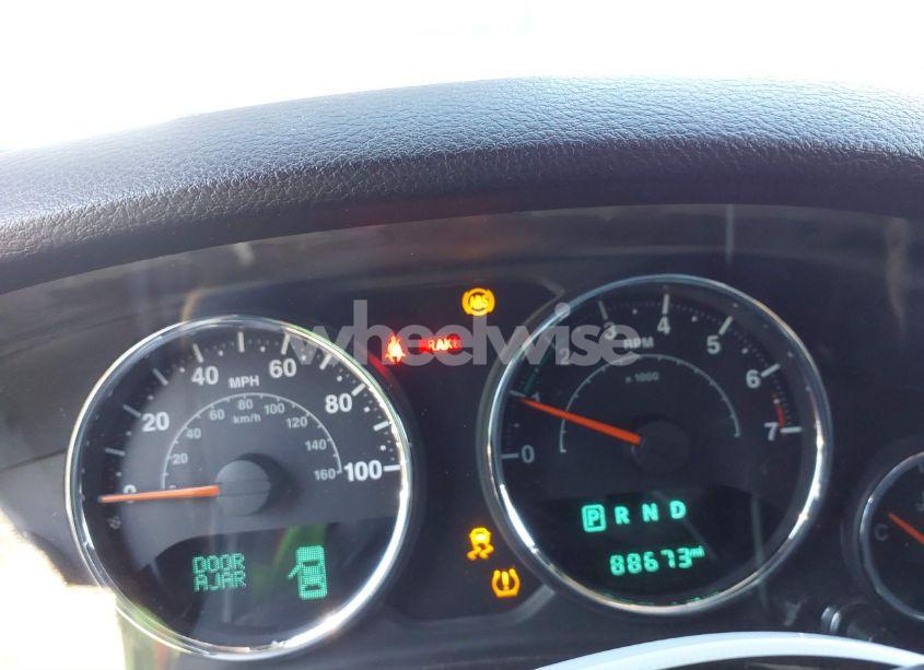 Photo 7 of 2017 Jeep Wrangler UNLIMITED SAHARA 4X4 (VIN 1C4BJWEG0HL609887)