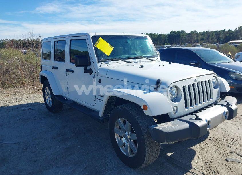 2018 Jeep Wrangler JK UNLIMITED SAHARA 4X4 (VIN 1C4BJWEG0JL829911) main photo