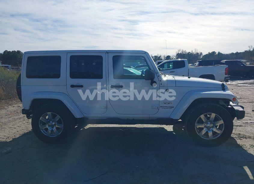 Photo 13 of 2018 Jeep Wrangler JK UNLIMITED SAHARA 4X4 (VIN 1C4BJWEG0JL829911)