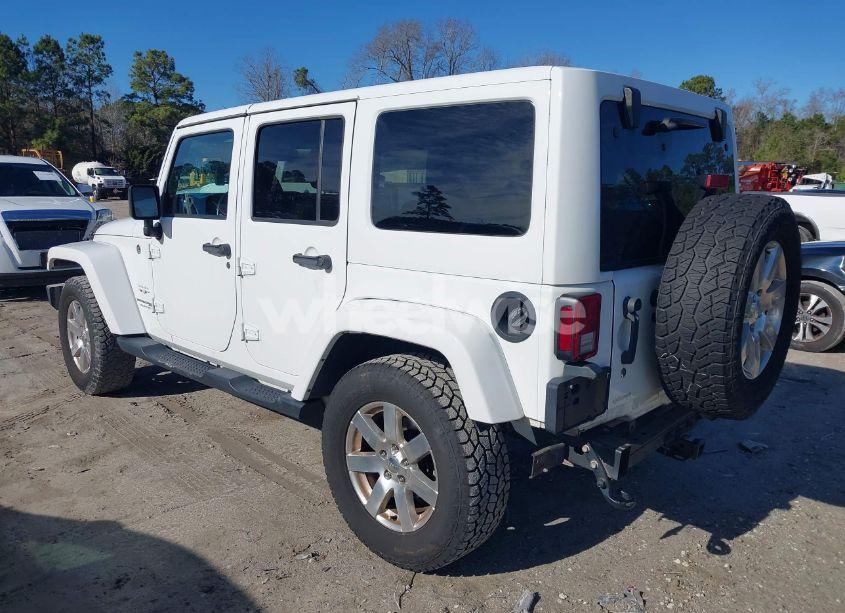 Photo 3 of 2018 Jeep Wrangler JK UNLIMITED SAHARA 4X4 (VIN 1C4BJWEG0JL829911)