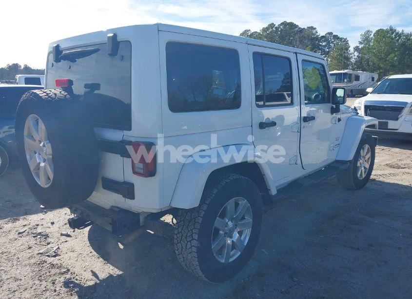 Photo 4 of 2018 Jeep Wrangler JK UNLIMITED SAHARA 4X4 (VIN 1C4BJWEG0JL829911)