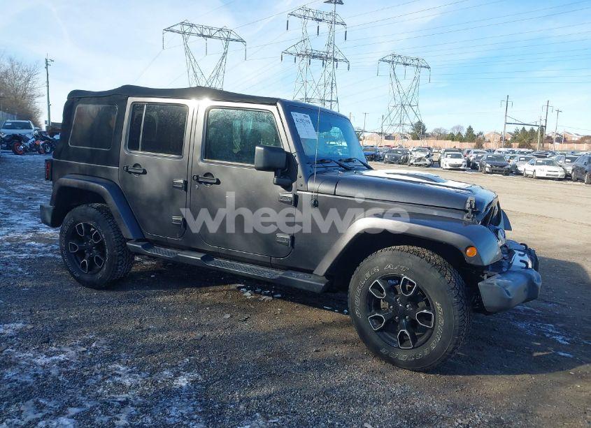 2018 Jeep Wrangler JK UNLIMITED ALTITUDE 4X4 (VIN 1C4BJWEG0JL878901) main photo