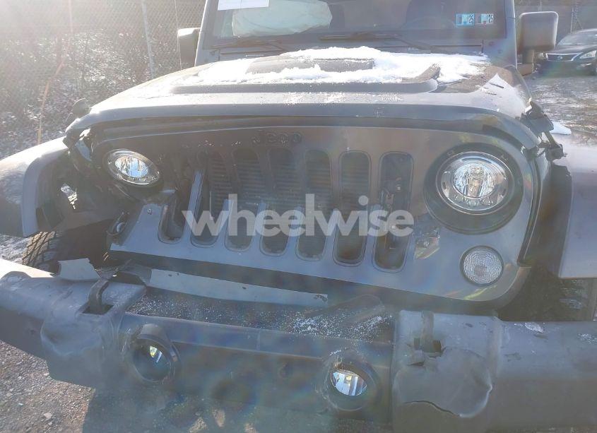 Photo 17 of 2018 Jeep Wrangler JK UNLIMITED ALTITUDE 4X4 (VIN 1C4BJWEG0JL878901)