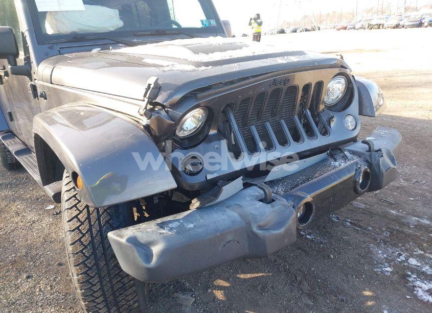 Photo 6 of 2018 Jeep Wrangler JK UNLIMITED ALTITUDE 4X4 (VIN 1C4BJWEG0JL878901)