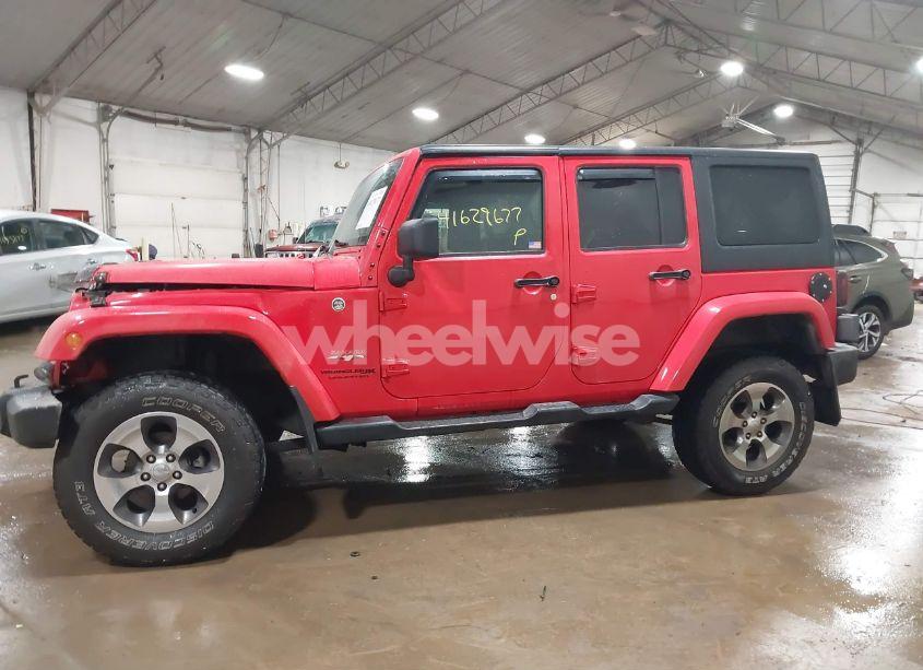 Photo 14 of 2018 Jeep Wrangler JK UNLIMITED SAHARA 4X4 (VIN 1C4BJWEG0JL937560)