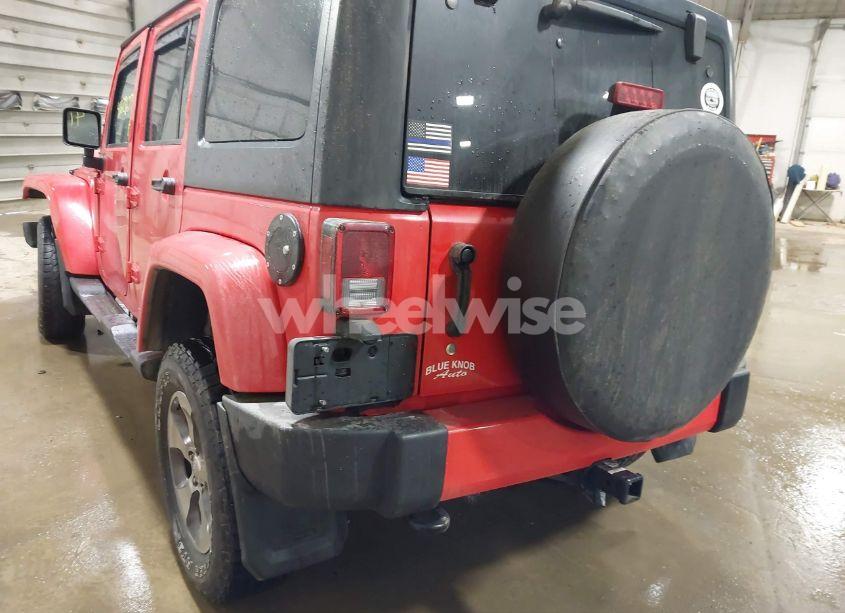 Photo 3 of 2018 Jeep Wrangler JK UNLIMITED SAHARA 4X4 (VIN 1C4BJWEG0JL937560)