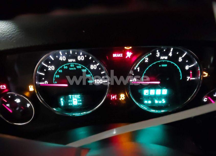 Photo 7 of 2018 Jeep Wrangler JK UNLIMITED SAHARA 4X4 (VIN 1C4BJWEG0JL937560)