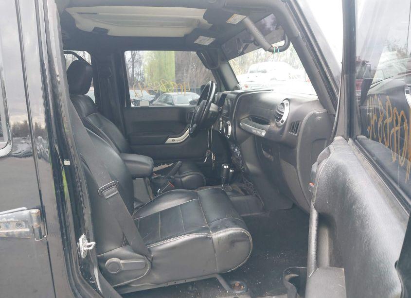 Photo 5 of 2012 Jeep Wrangler UNLIMITED SAHARA (VIN 1C4BJWEG1CL179747)