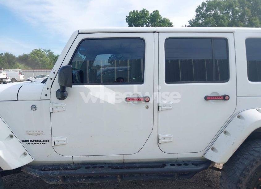 Photo 14 of 2012 Jeep Wrangler UNLIMITED SAHARA (VIN 1C4BJWEG1CL186407)