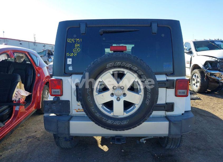 Photo 16 of 2012 Jeep Wrangler UNLIMITED SAHARA (VIN 1C4BJWEG1CL192563)