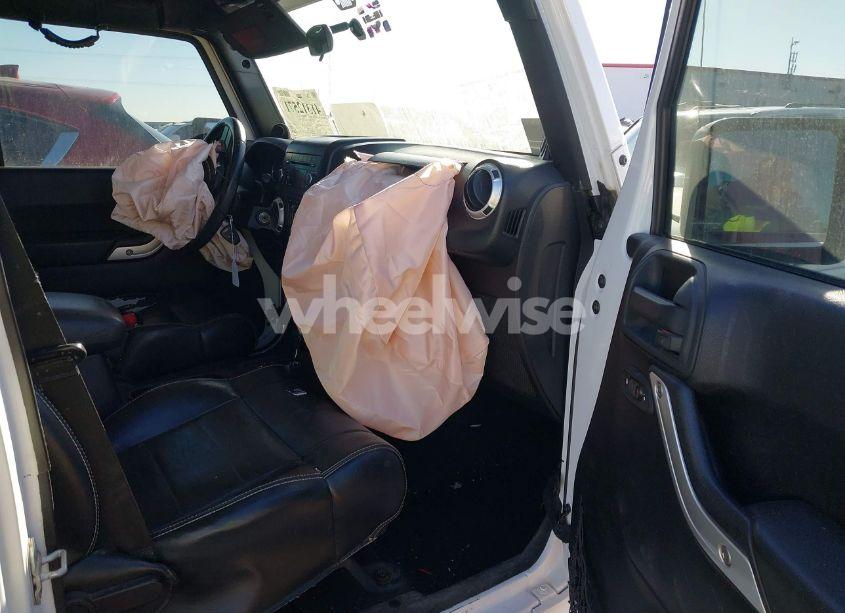 Photo 5 of 2012 Jeep Wrangler UNLIMITED SAHARA (VIN 1C4BJWEG1CL192563)