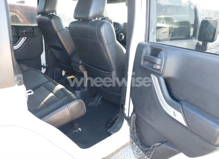 Photo 8 of 2012 Jeep Wrangler UNLIMITED SAHARA (VIN 1C4BJWEG1CL192563)