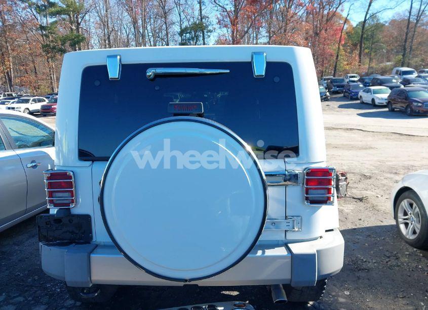 Photo 16 of 2013 Jeep Wrangler UNLIMITED SAHARA (VIN 1C4BJWEG1DL531498)