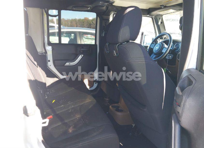 Photo 8 of 2013 Jeep Wrangler UNLIMITED SAHARA (VIN 1C4BJWEG1DL531498)