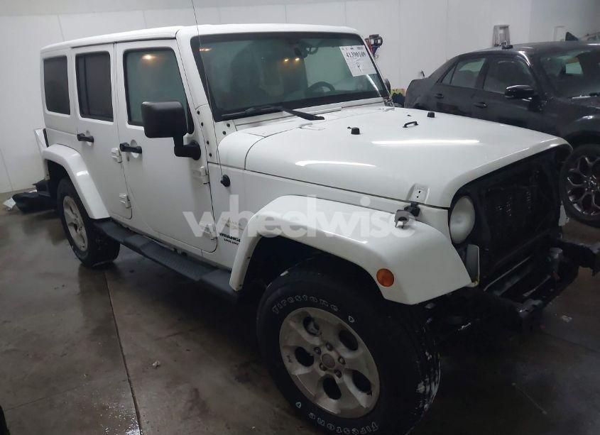 2013 Jeep Wrangler UNLIMITED SAHARA (VIN 1C4BJWEG1DL663029) main photo