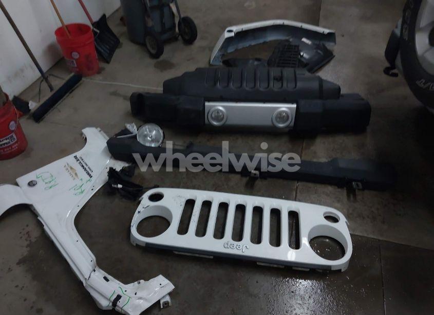 Photo 12 of 2013 Jeep Wrangler UNLIMITED SAHARA (VIN 1C4BJWEG1DL663029)