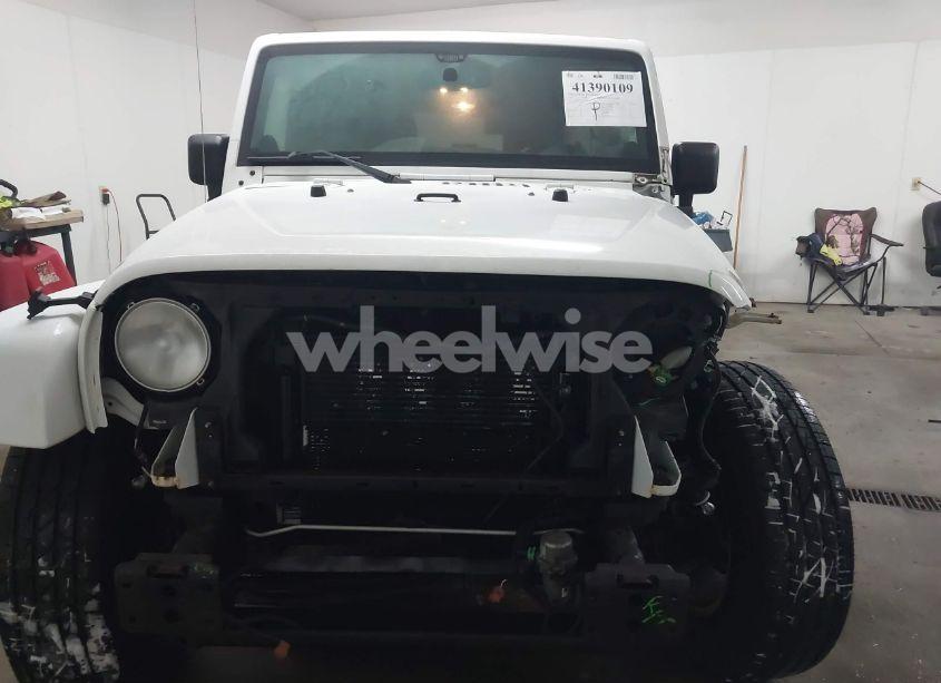 Photo 13 of 2013 Jeep Wrangler UNLIMITED SAHARA (VIN 1C4BJWEG1DL663029)