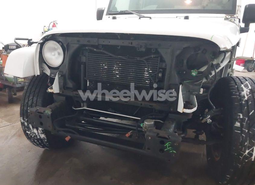 Photo 6 of 2013 Jeep Wrangler UNLIMITED SAHARA (VIN 1C4BJWEG1DL663029)