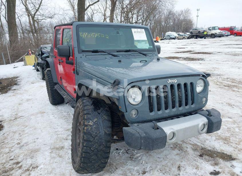 2014 Jeep Wrangler UNLIMITED SAHARA (VIN 1C4BJWEG1EL152938) main photo