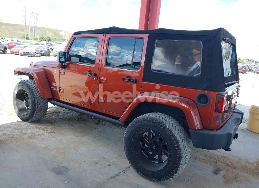 Photo 14 of 2014 Jeep Wrangler UNLIMITED SAHARA (VIN 1C4BJWEG1EL209431)