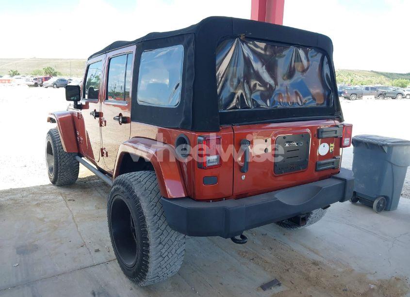 Photo 3 of 2014 Jeep Wrangler UNLIMITED SAHARA (VIN 1C4BJWEG1EL209431)
