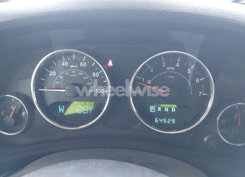 Photo 7 of 2014 Jeep Wrangler UNLIMITED SAHARA (VIN 1C4BJWEG1EL209431)