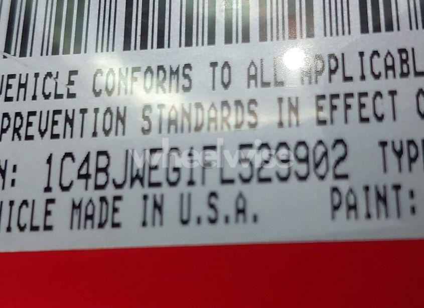 Photo 9 of 2015 Jeep Wrangler UNLIMITED SAHARA (VIN 1C4BJWEG1FL529902)