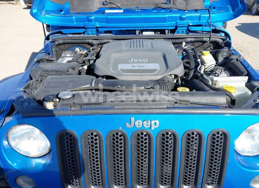 Photo 10 of 2015 Jeep Wrangler UNLIMITED SAHARA (VIN 1C4BJWEG1FL642653)