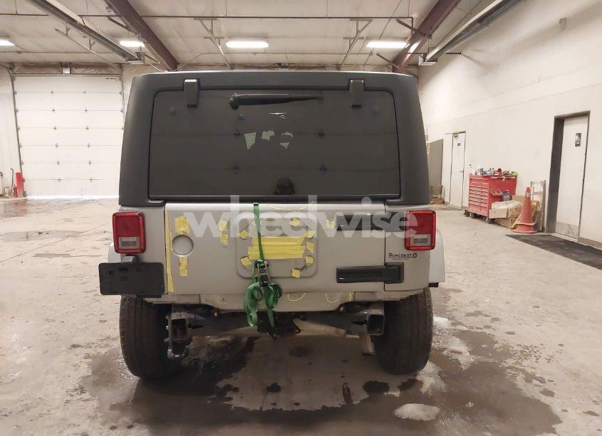 Photo 17 of 2016 Jeep Wrangler UNLIMITED SAHARA (VIN 1C4BJWEG1GL114581)