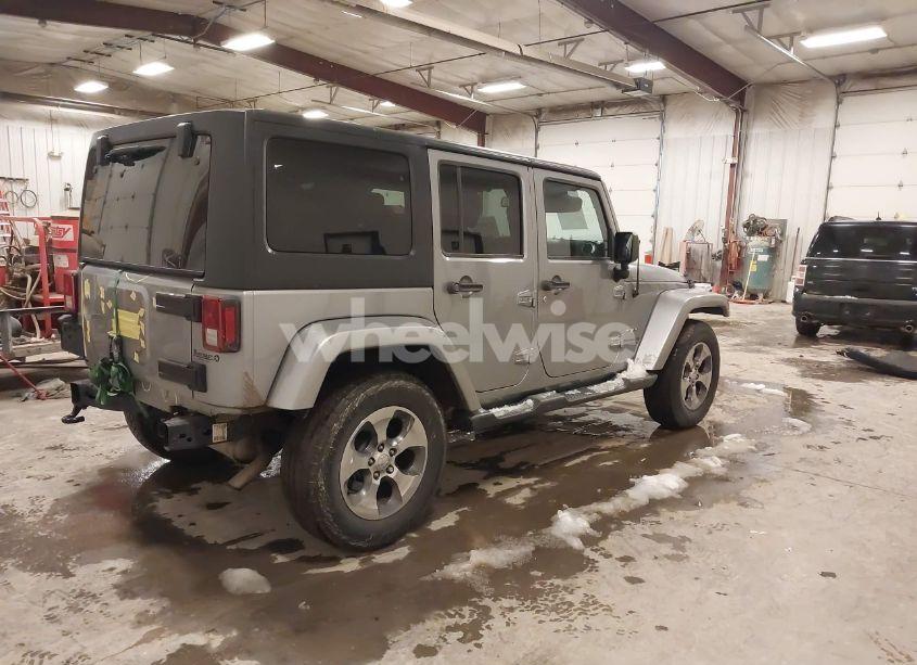 Photo 4 of 2016 Jeep Wrangler UNLIMITED SAHARA (VIN 1C4BJWEG1GL114581)