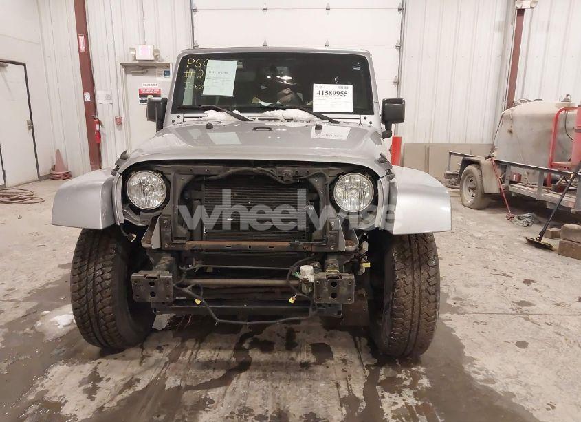 Photo 6 of 2016 Jeep Wrangler UNLIMITED SAHARA (VIN 1C4BJWEG1GL114581)