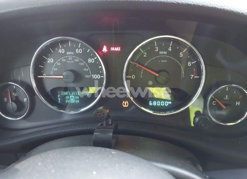 Photo 7 of 2016 Jeep Wrangler UNLIMITED SAHARA (VIN 1C4BJWEG1GL210436)