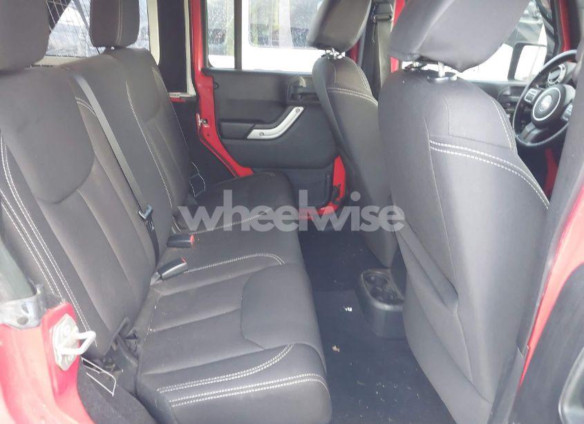 Photo 8 of 2016 Jeep Wrangler UNLIMITED SAHARA (VIN 1C4BJWEG1GL210436)