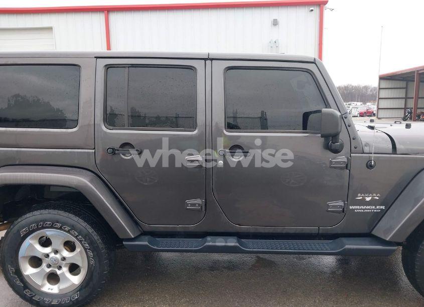 Photo 13 of 2017 Jeep Wrangler UNLIMITED SAHARA 4X4 (VIN 1C4BJWEG1HL601426)