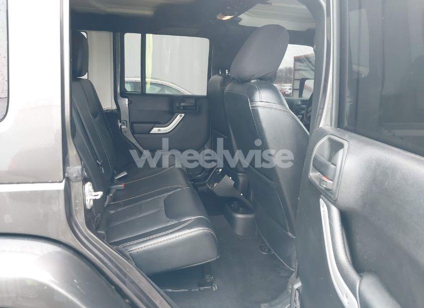 Photo 8 of 2017 Jeep Wrangler UNLIMITED SAHARA 4X4 (VIN 1C4BJWEG1HL601426)