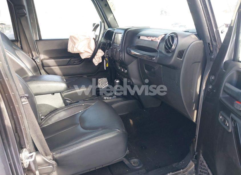 Photo 5 of 2017 Jeep Wrangler UNLIMITED SMOKY MOUNTAIN 4X4 (VIN 1C4BJWEG1HL711733)