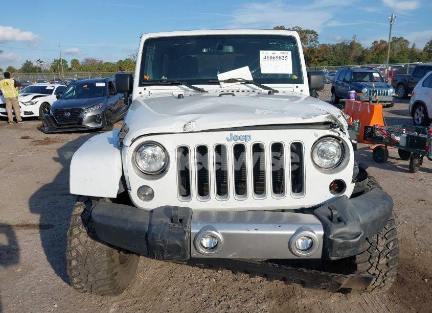 Photo 13 of 2017 Jeep Wrangler UNLIMITED SAHARA 4X4 (VIN 1C4BJWEG1HL715815)