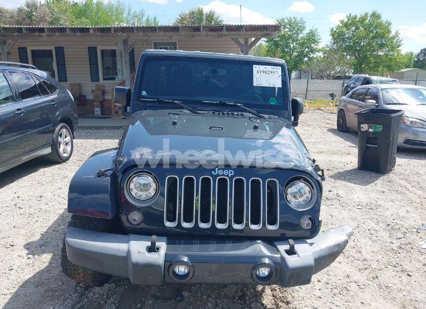 Photo 12 of 2017 Jeep Wrangler UNLIMITED SAHARA 4X4 (VIN 1C4BJWEG1HL715913)