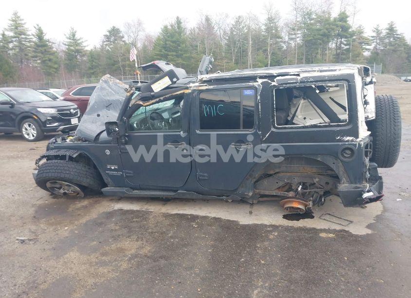 Photo 15 of 2017 Jeep Wrangler UNLIMITED SAHARA 4X4 (VIN 1C4BJWEG1HL721307)