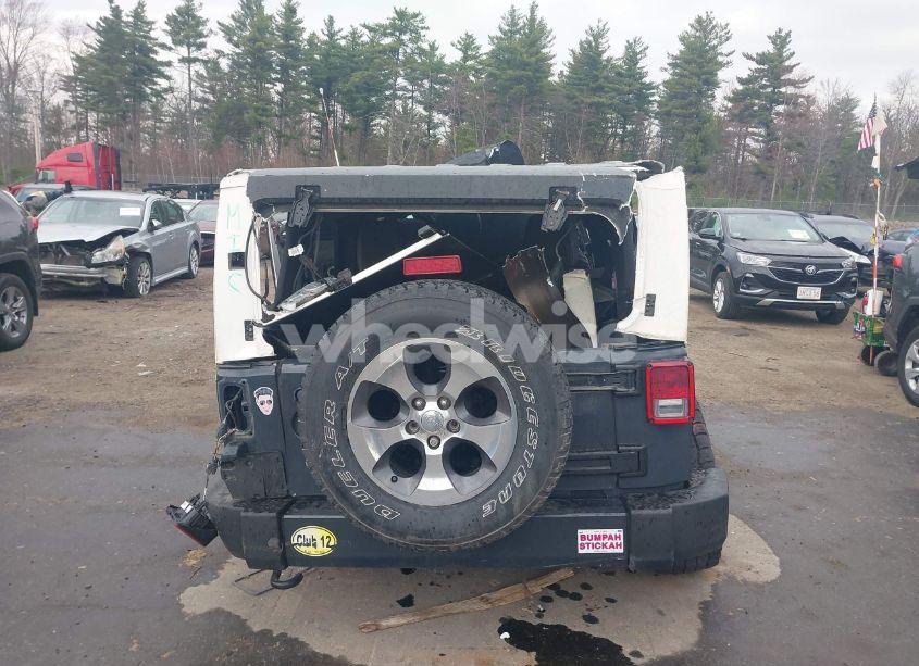 Photo 17 of 2017 Jeep Wrangler UNLIMITED SAHARA 4X4 (VIN 1C4BJWEG1HL721307)