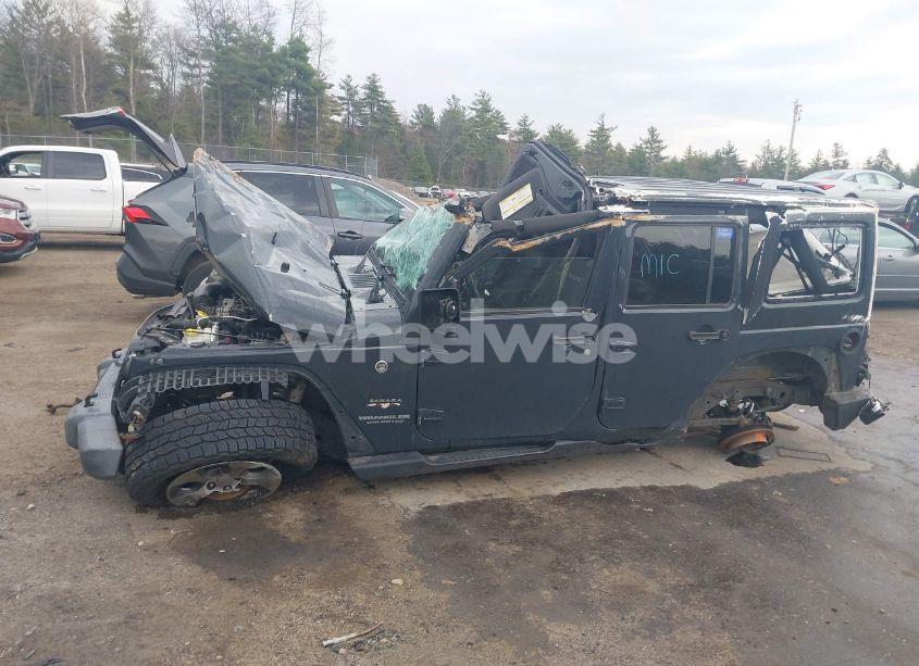 Photo 20 of 2017 Jeep Wrangler UNLIMITED SAHARA 4X4 (VIN 1C4BJWEG1HL721307)