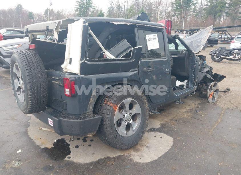 Photo 4 of 2017 Jeep Wrangler UNLIMITED SAHARA 4X4 (VIN 1C4BJWEG1HL721307)