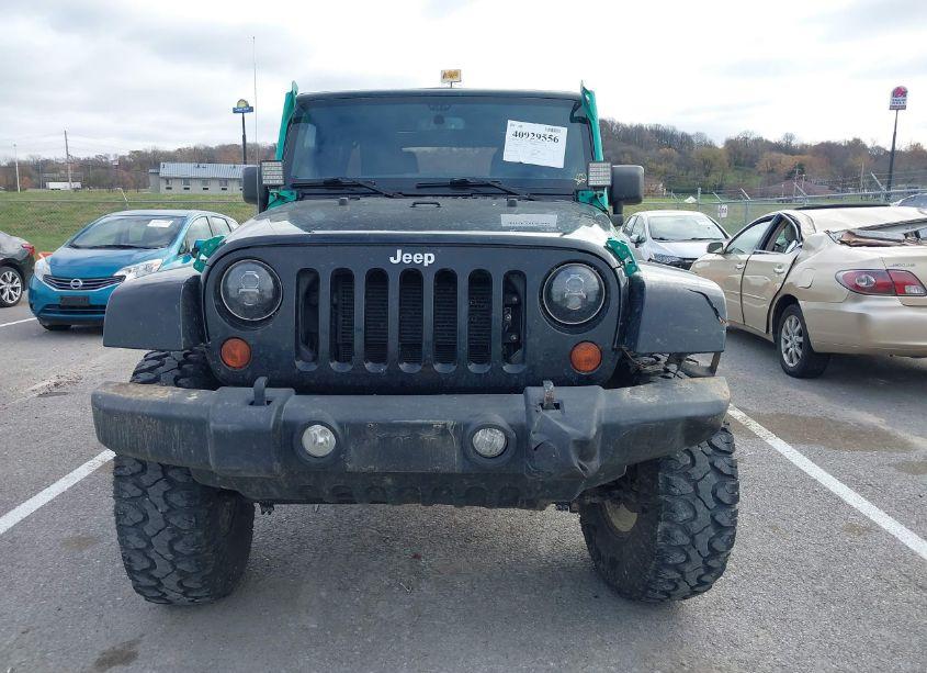 Photo 12 of 2013 Jeep Wrangler UNLIMITED SAHARA (VIN 1C4BJWEG2DL501314)